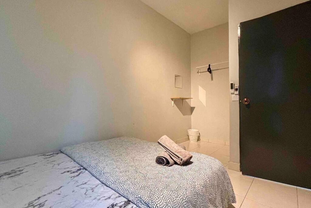 Moderm Spacious 6Pax S Pice Penang Bayan Lepas Kültér fotó